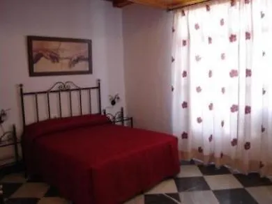 Pensión El Ancla Alcala del Rio